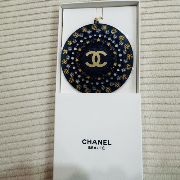 CHANEL Other - Chanel Beauté Blue and Gold Ornament